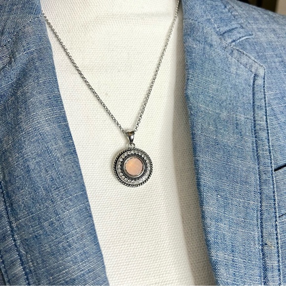 Ginger Snaps Silver & Pink Rose Quartz Gemstone 16” Pendant Necklace Like New - Picture 2 of 8